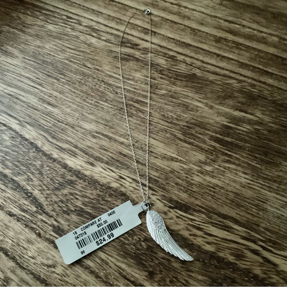 Accessories - Silver Angel Wing Necklace